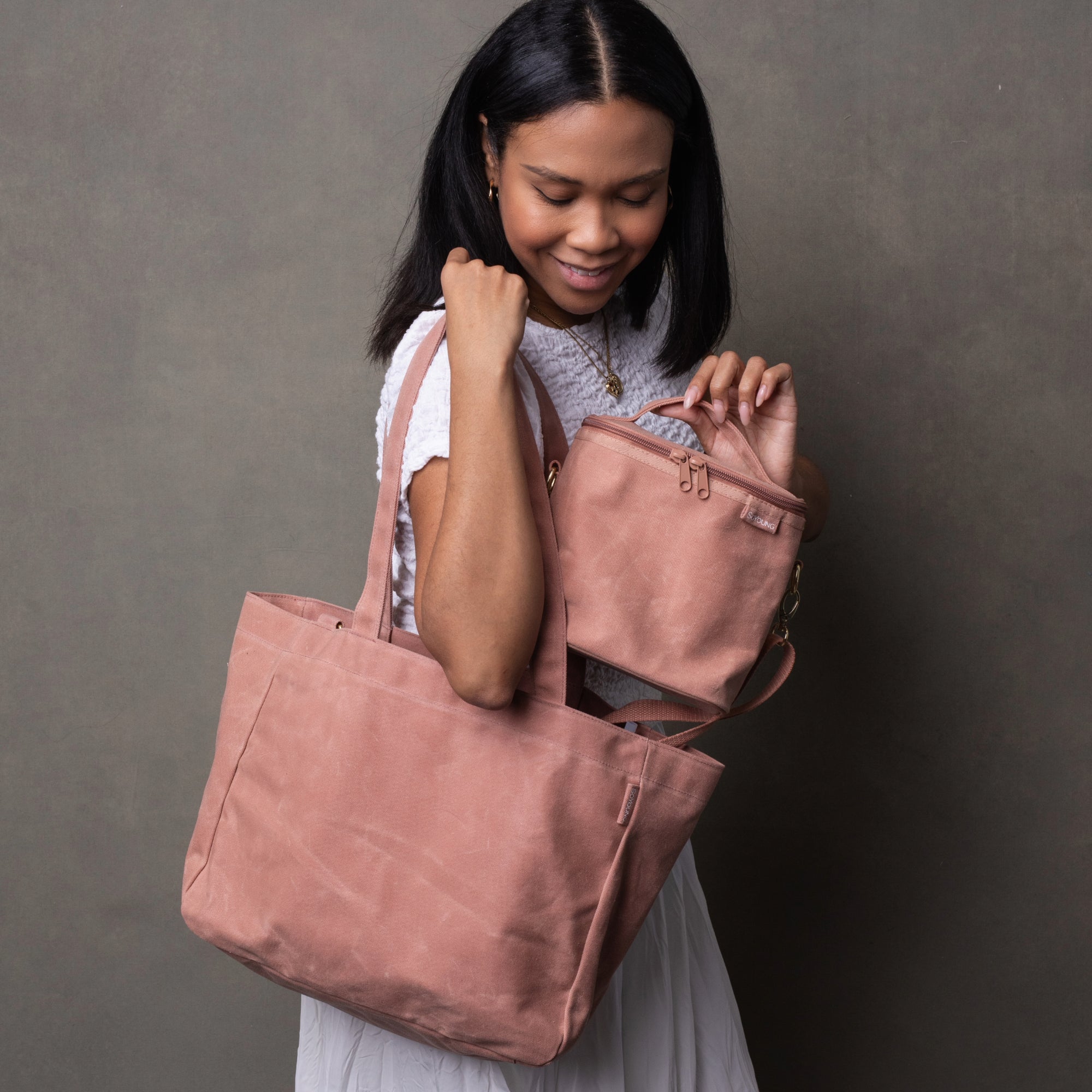 Nude Pink Petite Lunch Poche
