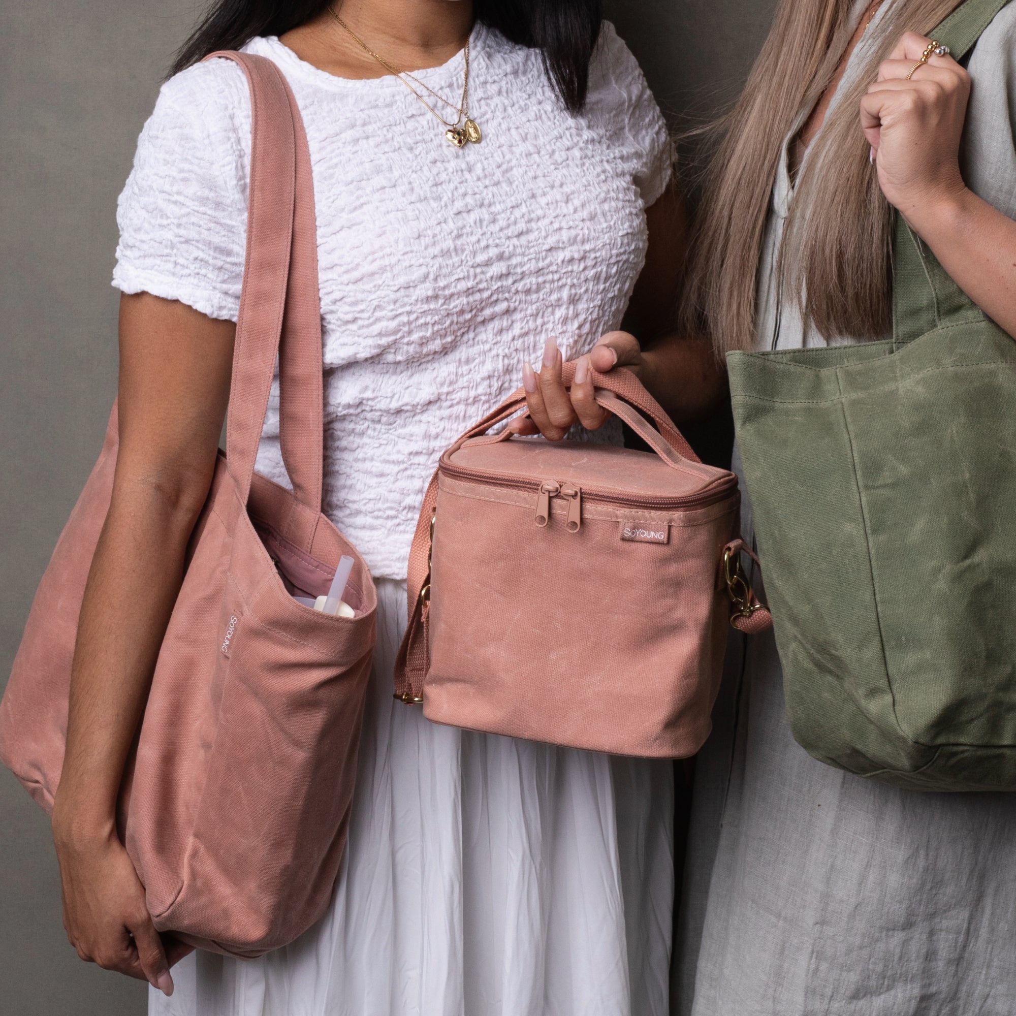 Nude Pink Petite Lunch Poche